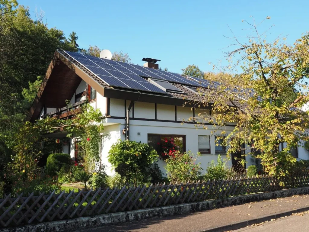 How to Choose the Right Residential Solar Supply System for Your Home